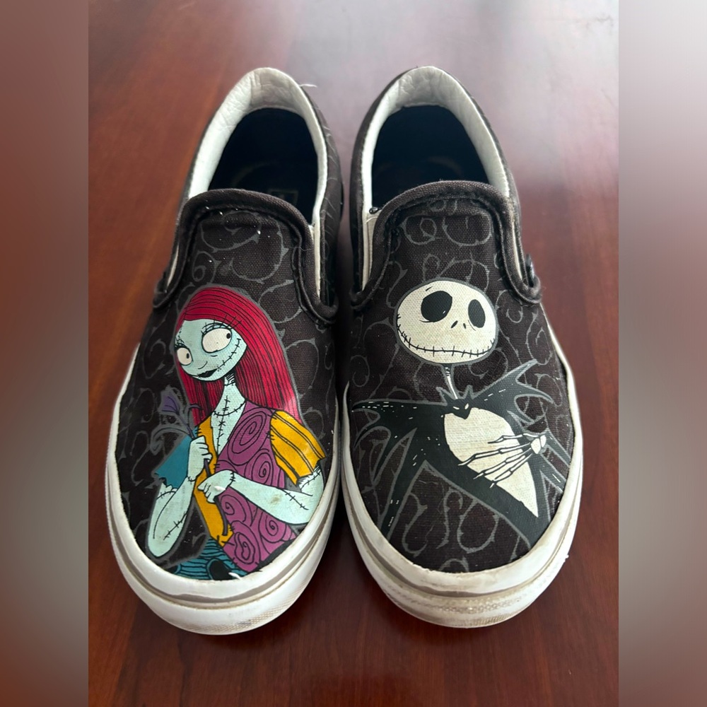VANS x Disney the Nightmare Before Christmas. Kids size 2. Good used condition.